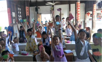 以爱之名,给孩子们一片天空:宁波工程学院星火团队赴衢州支教385.png
